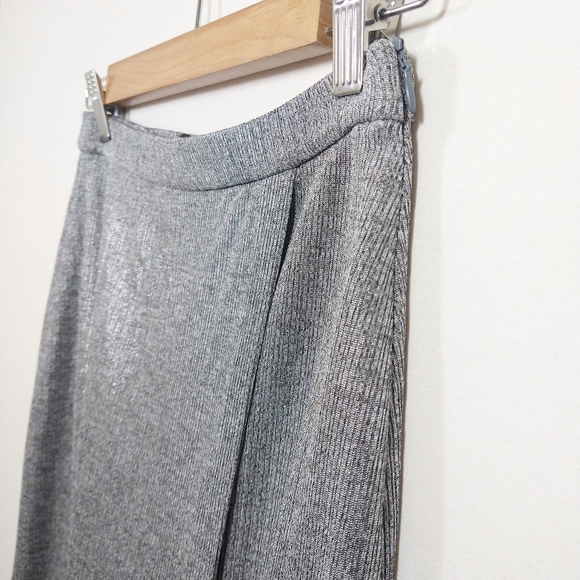 Zara Trafaluc | Asymmetrical Silver Stretchy Metallic Knit Skirt | Small - Picture 5 of 11